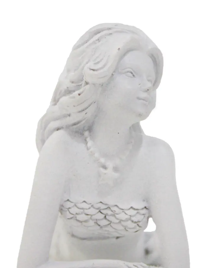 Sirena recostada blanca de poliresina de 9x4x6cm - Image 4