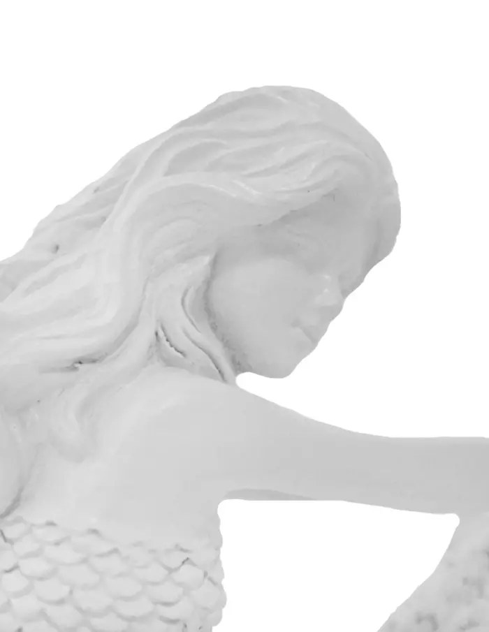 Sirena sentada blanca de poliresina de 7.5x4x7cm - Image 4