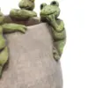 Maceta de cemento con ranas en la orilla de 25x25x18cm - Image 3