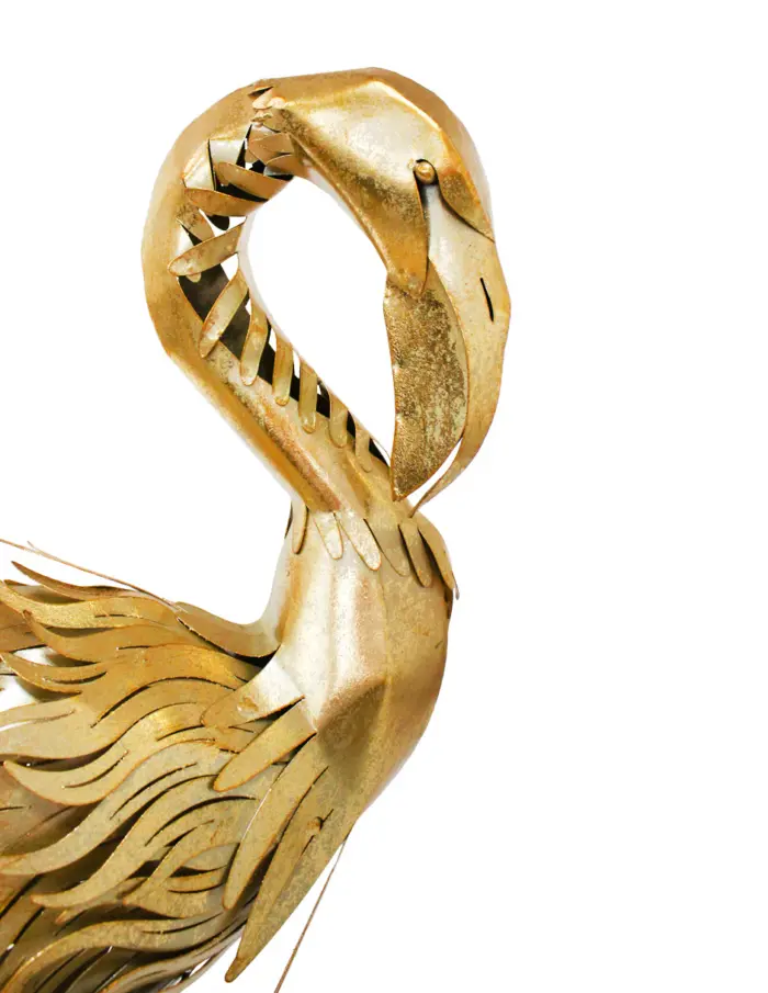 Flamenco de metal dorado de 25.08x40.64x85.73cm - Image 3
