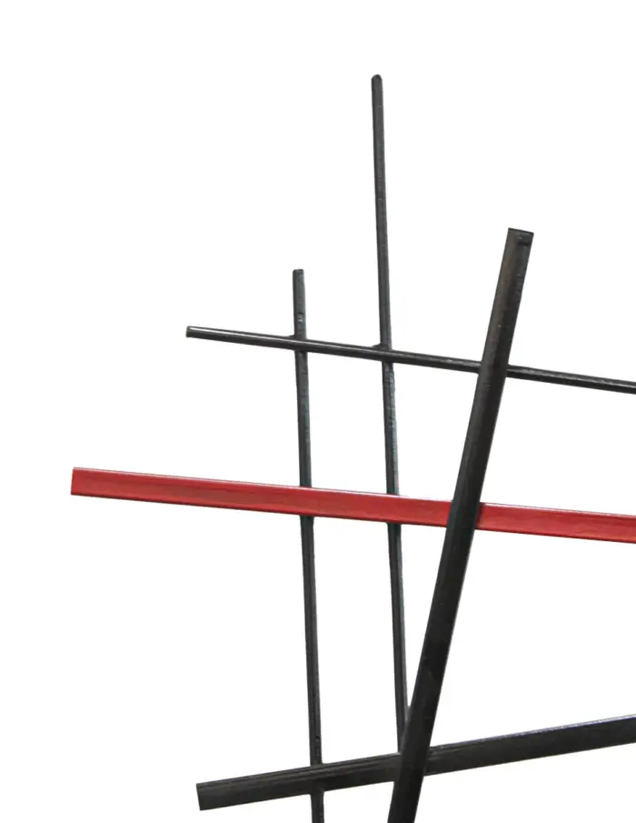 Cuadro de metal diseño líneas rojas grises y negras de 74.3x45.7x2.5cm - Image 4