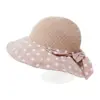 Sombrero tejido rosa con olan de tela rosa con puntos blancos de 33x33x12cm - Image 2