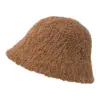 Sombrero de invierno de tela café de 24.5x24.5x15cm - Image 2