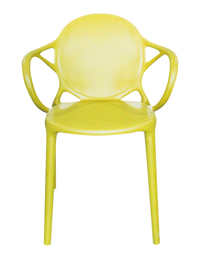 Silla de plástico mostaza con descansabrazos y respaldo redondo de 56.5x56x80 cm