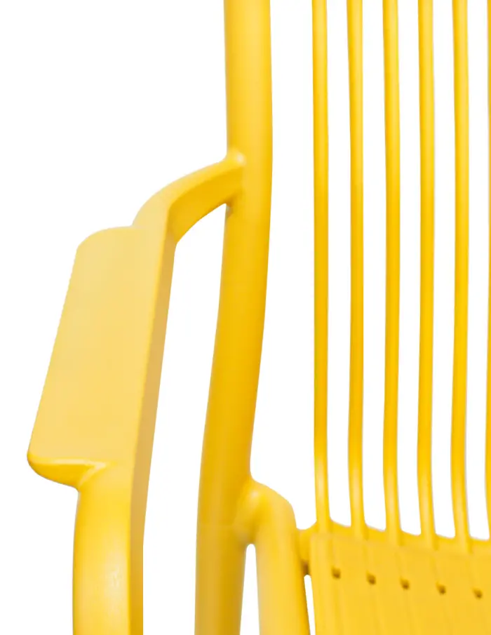Silla de plástico con descansabrazos amarilla con cojín diseño tiras de 59.8x64x83.3cm - Image 4