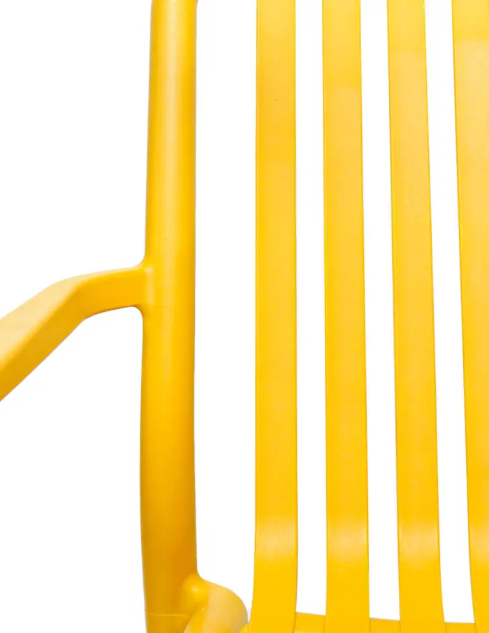 Sillón de 2 plazas de plástico con descansabrazos amarillo diseño tiras de 73x119x77cm - Image 4