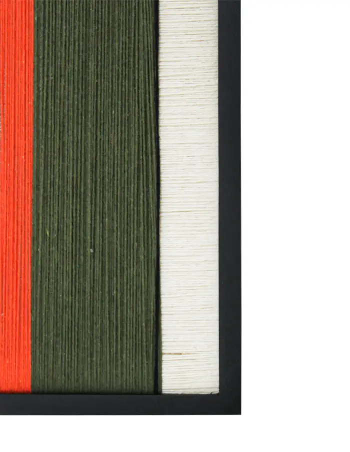 Cuadro de hilo beige amarillo naranja y negro de 50x70x2.5cm - Image 2