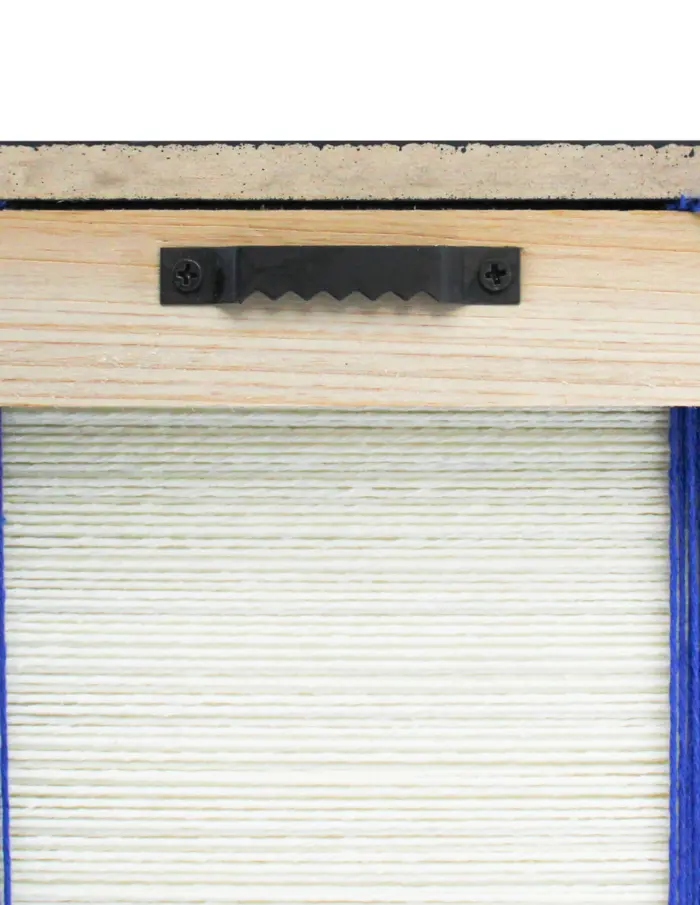 Cuadro de hilo blanco con amarillo y chedron de 50x70x2.5cm - Image 3