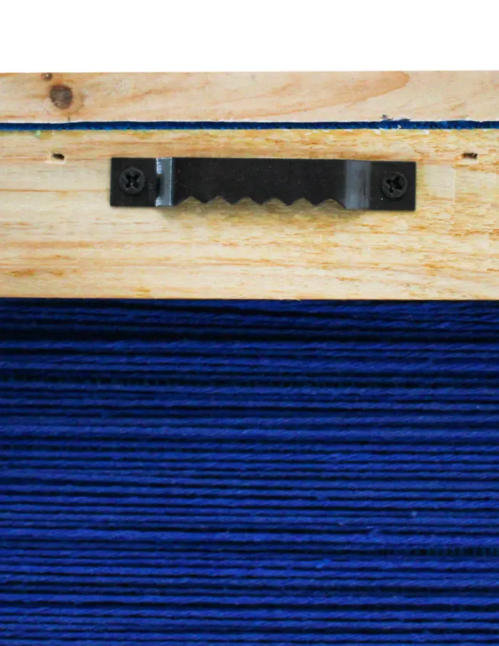 Cuadrado de hilo azul con rosa y negro de 50x70x2.5cm - Image 3