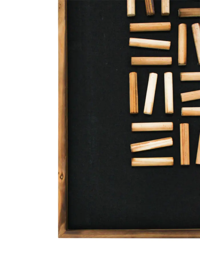 Cuadros de hilo negro con líneas beige de 60x60x3cm - Image 2
