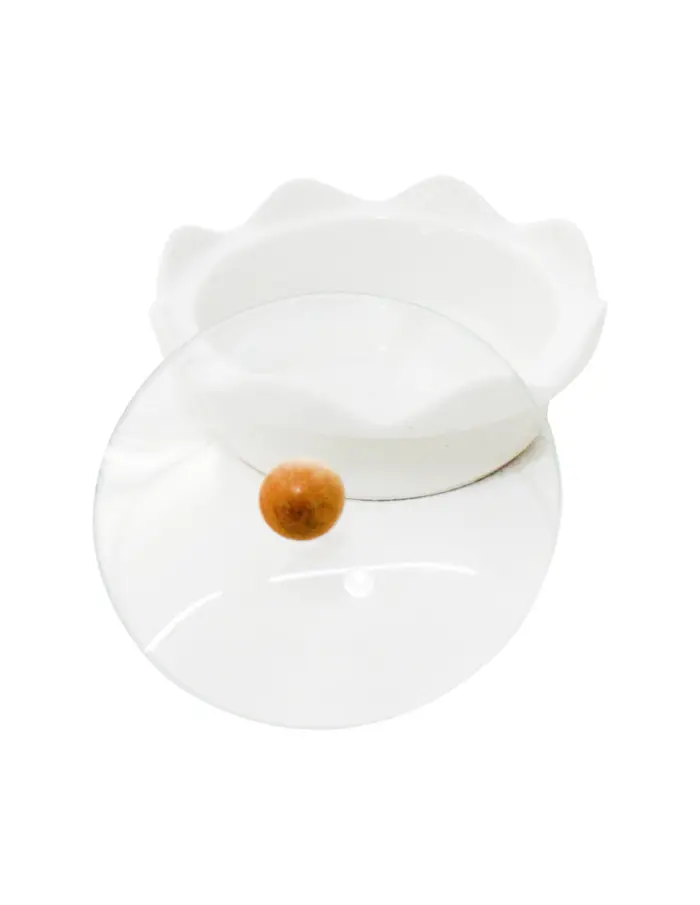 Juego de 3 bowl de porcelana blanca con tapa en base de madera de 43.5x22.44.5cm - Image 2