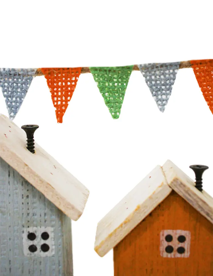 Casas de madera de playa con faro de colores de 34x6x20cm - Image 3