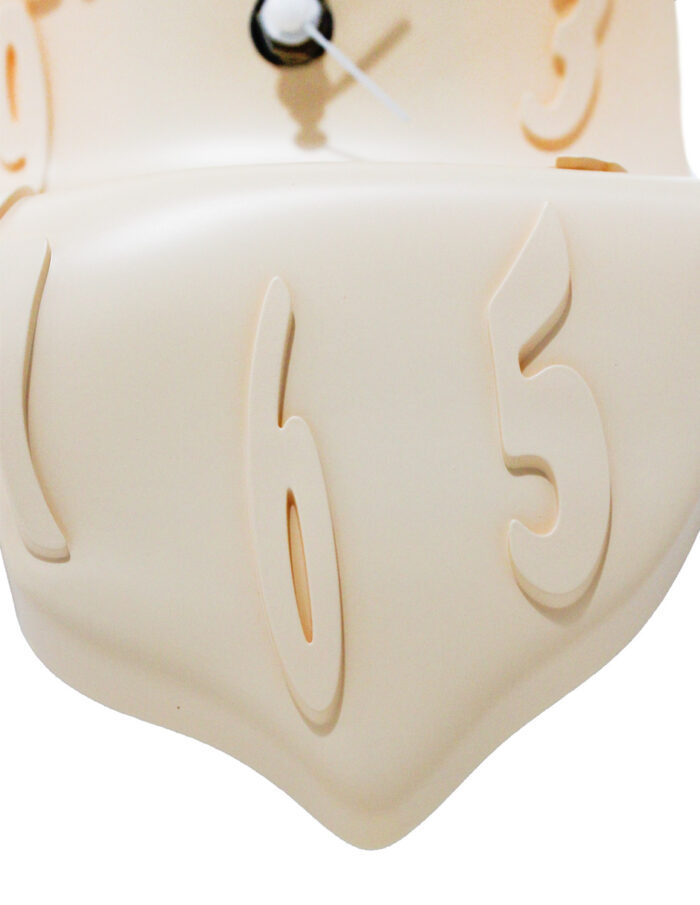 Reloj de Mesa Surrealista Beige. - Image 3
