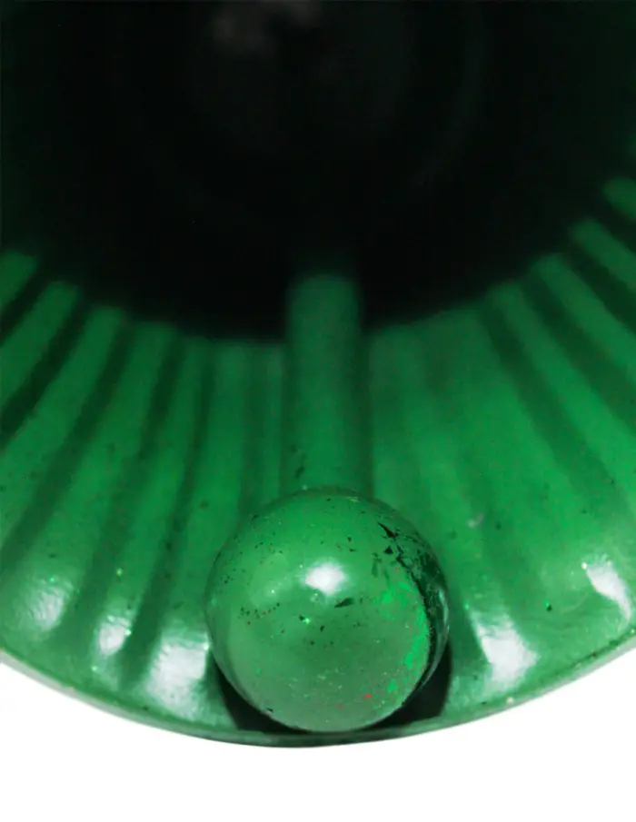 Campana de metal verde de 11.5x11.5x17cm - Image 3