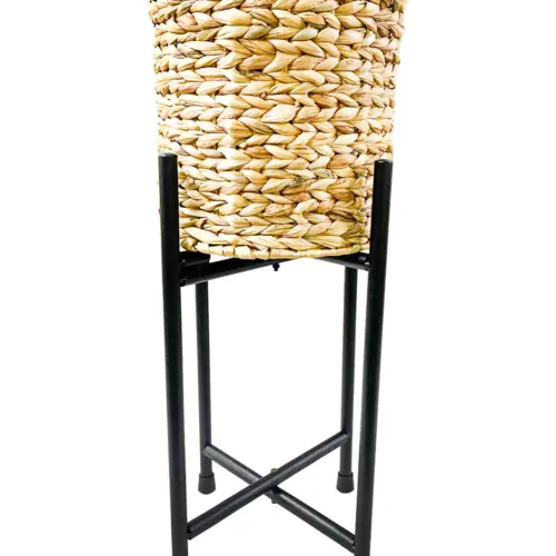 Maceta Tejida Redonda con Base de Metal Negro