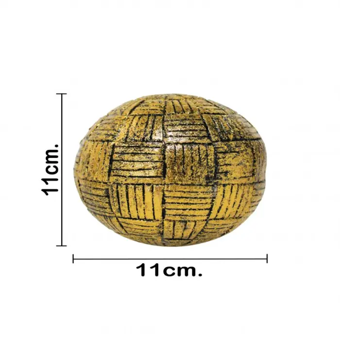 Esfera de poliresina a cuadros dorada de 10x10x10cm - Image 3