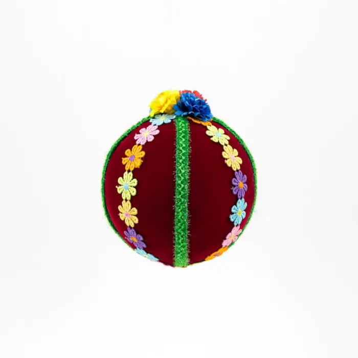 Esfera Roja con Flores y Líneas Verdes