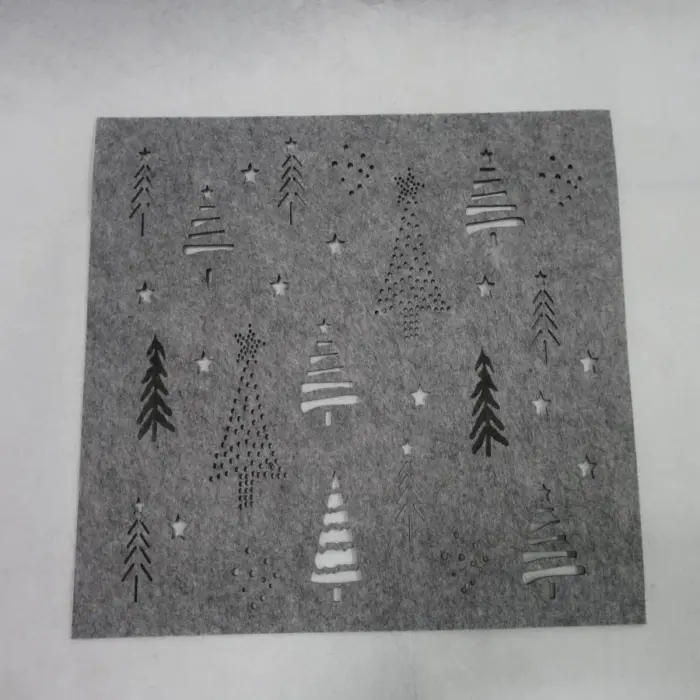 Mantel Gris Estampado de Árboles Navideños