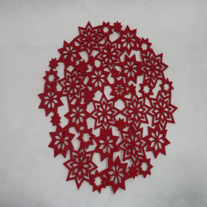 Camino de Mesa Rojo Diseño Estrellas