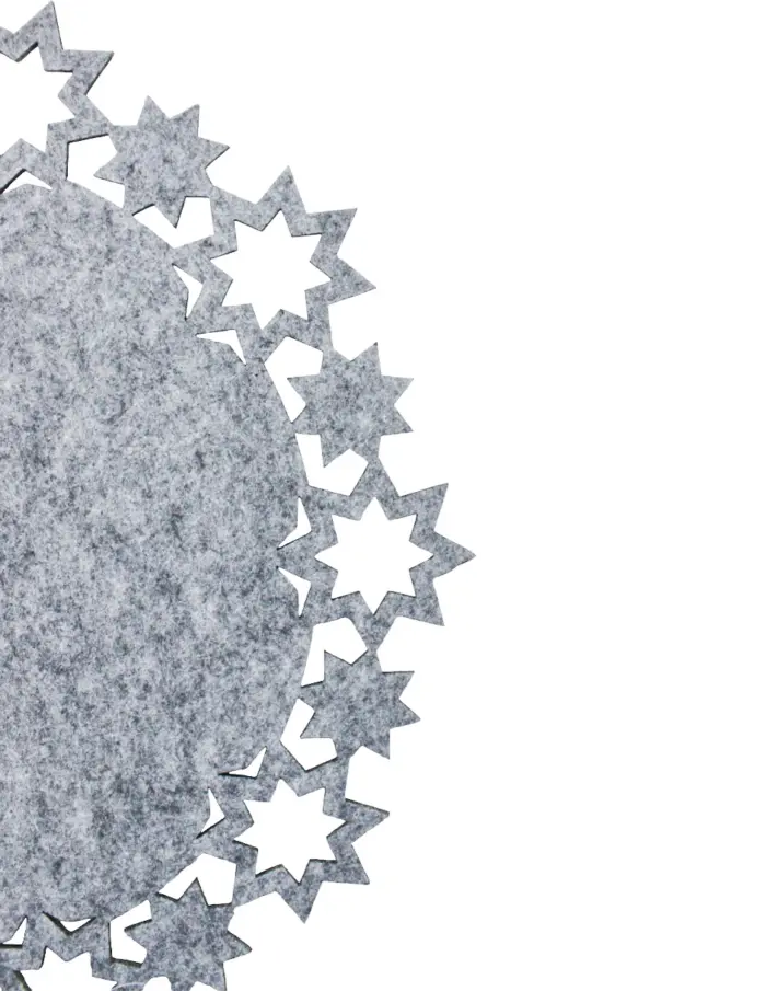Mantel Gris con Orilla de Estrellas - Image 3