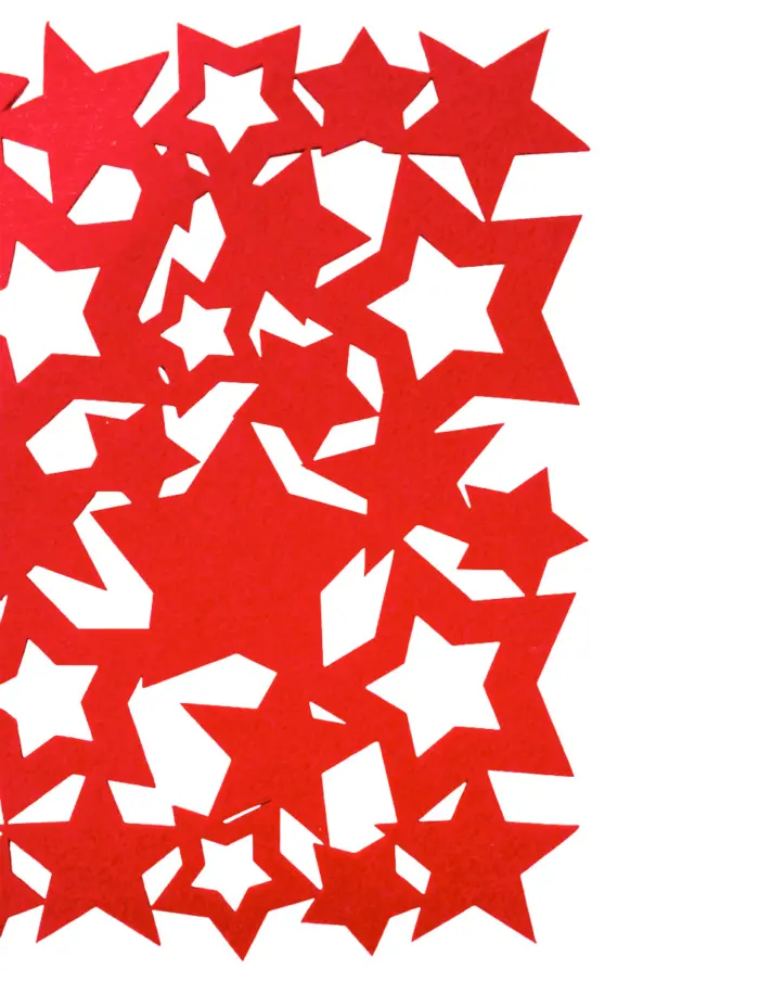 Camino de Mesa Rojo Diseño Estrellas - Image 3