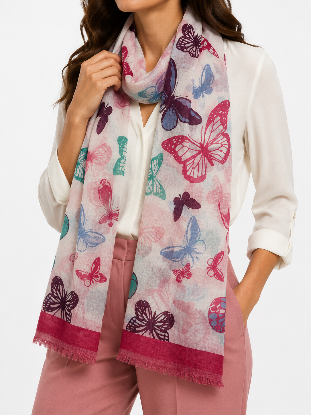 Pashmina de Mariposas Multicolor con Franja Fucsia- Galerías el Triunfo